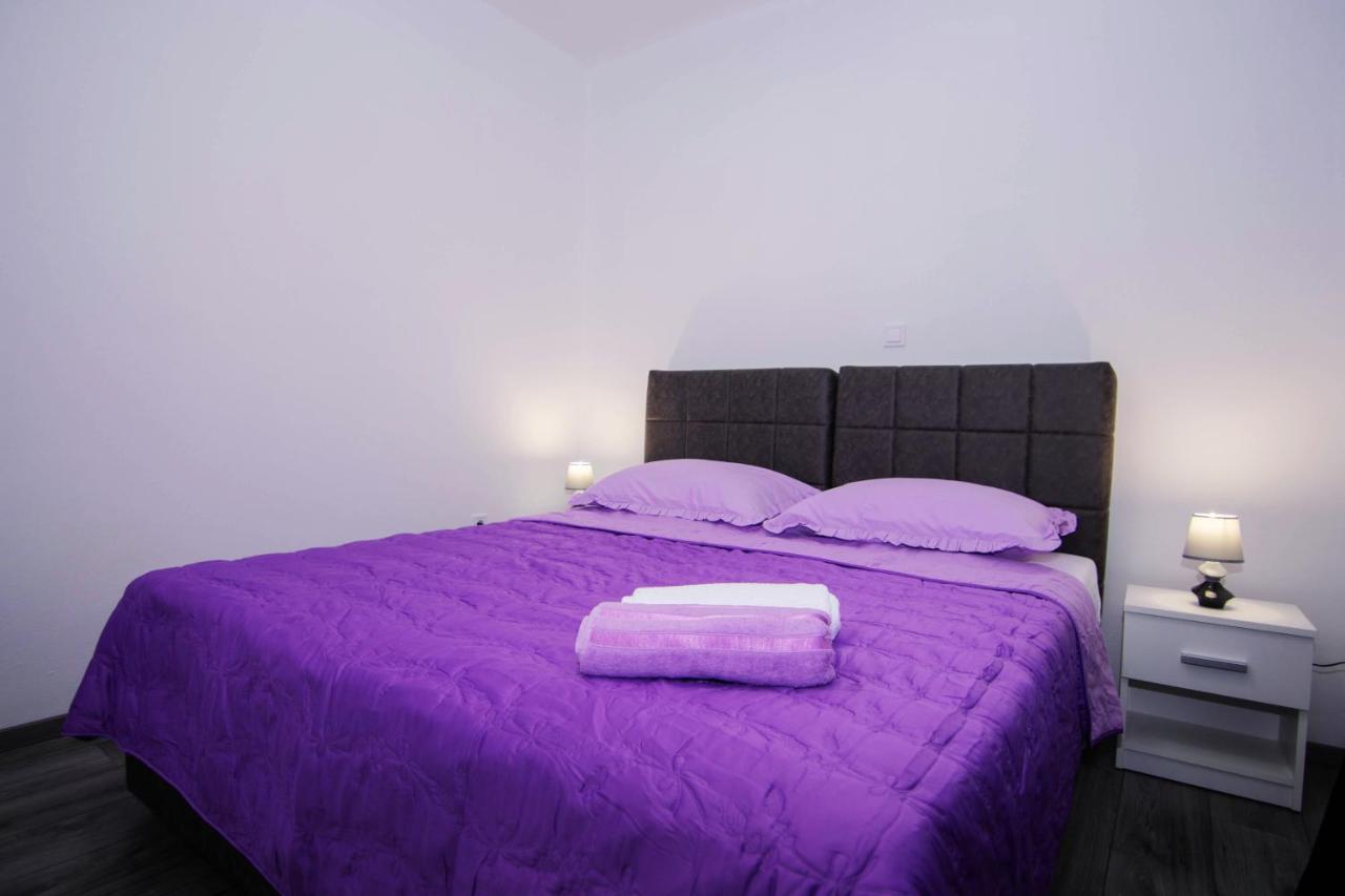 Apartments Samac ชิเบนิก ภายนอก รูปภาพ